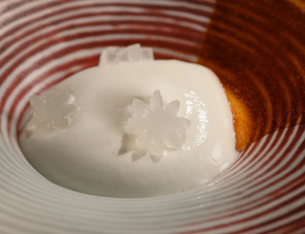 All dishes in the Sunshine menu are presented with meticulous care and refined elegance