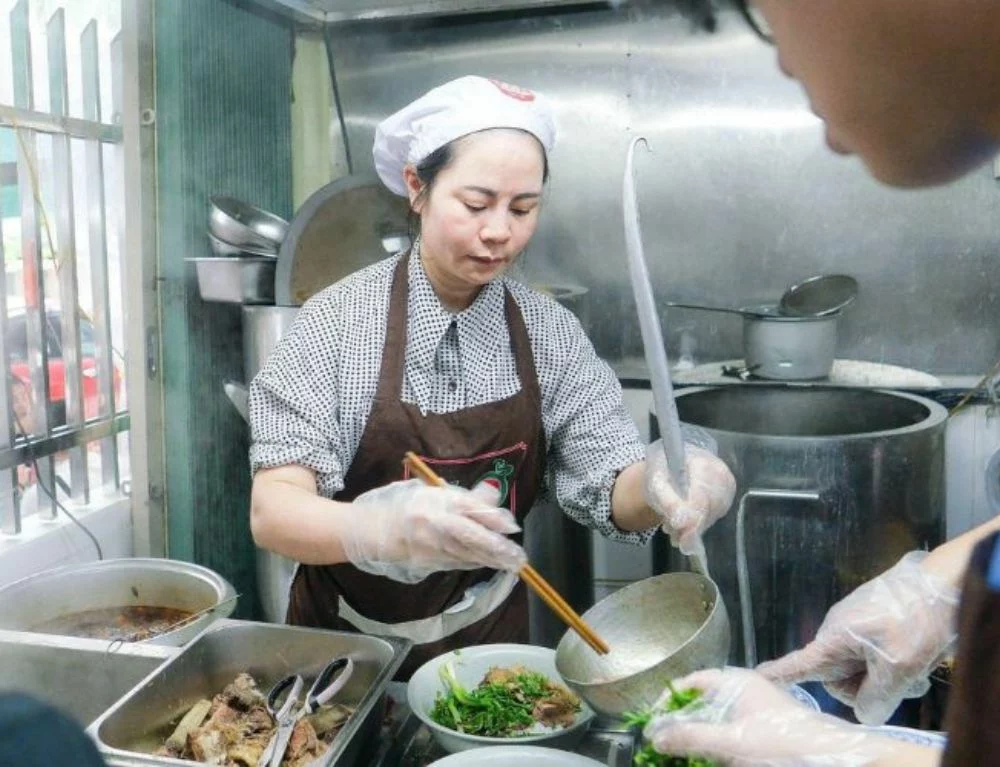 Pho Ho Loi - The perfect start to a 2-day Hanoi culinary journey