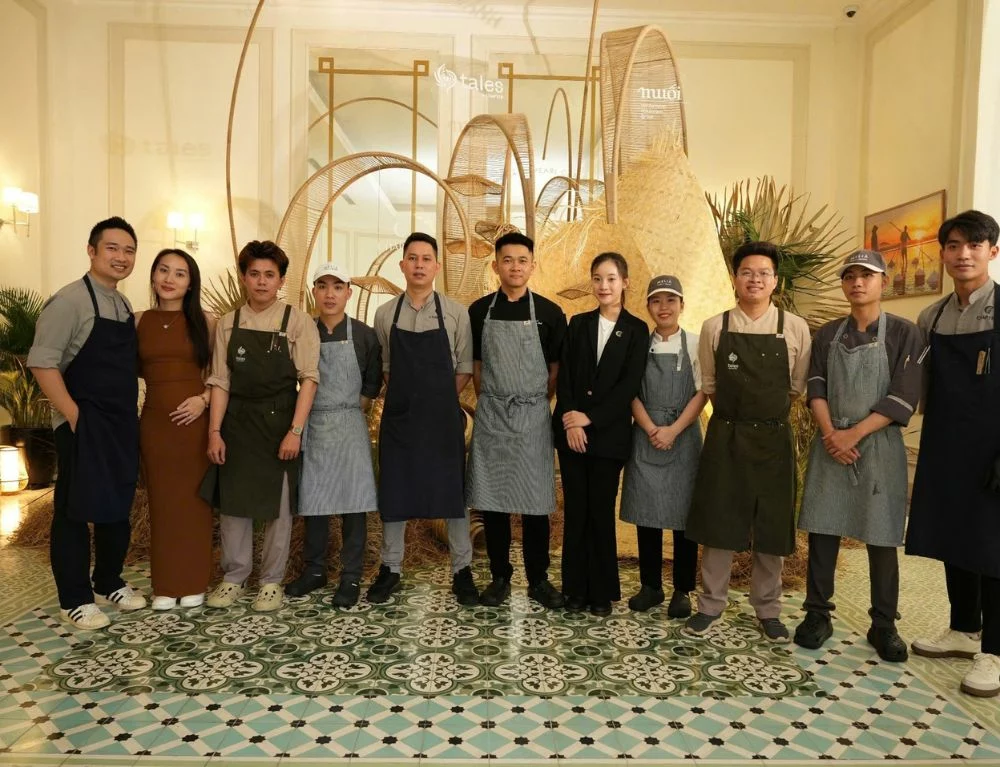 Chef Dung, Chef Trang, with the Chapter team at The Taste of Heritage