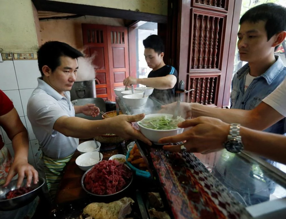 Pho Gia Truyen – a Hanoi pho restaurant with over 100 years of history