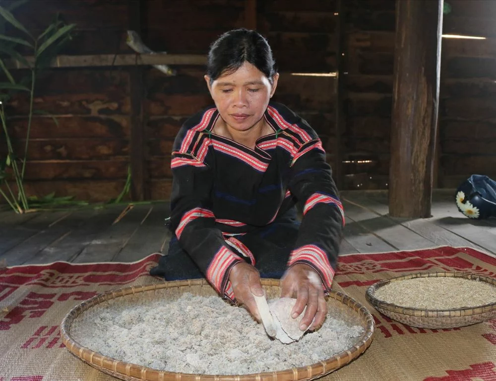 Craft villages still preserve the traditional methods of Vietnamese rice wine making, handed down through generations