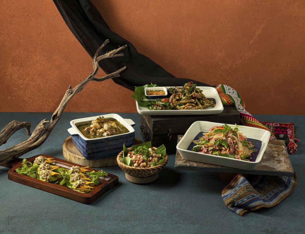 A Ban Mountain Dew - A must-try restaurant for your 3 days in Hanoi