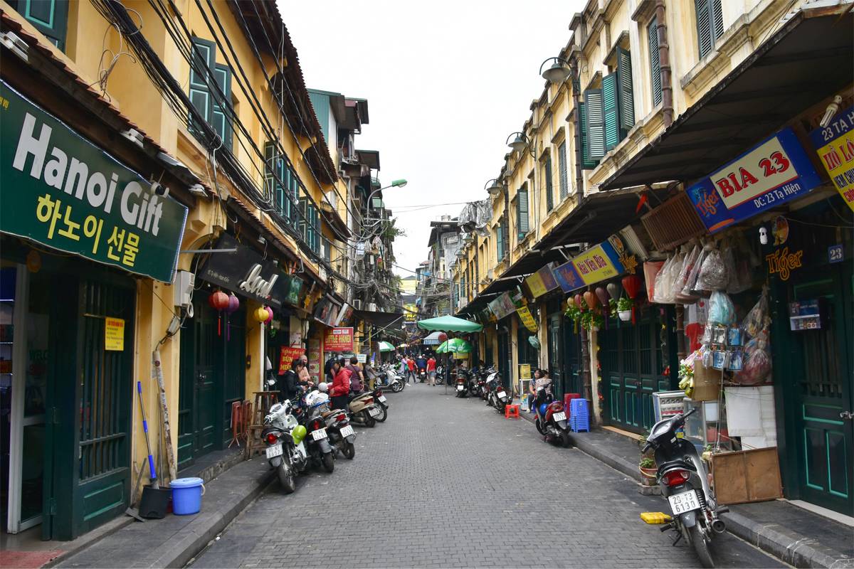 tips-guide-you-to-experience-hanoi-culture-the-local-way-hanoi-culutre