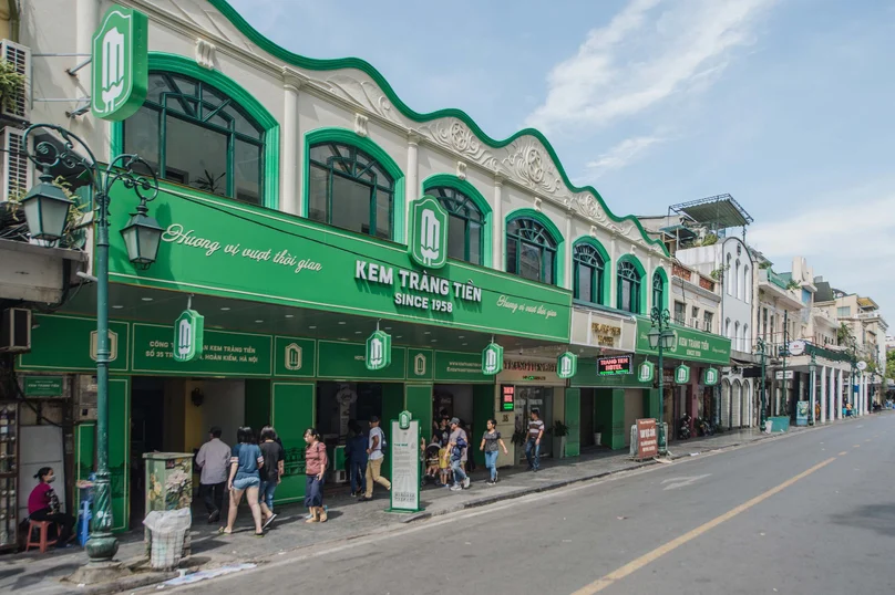 Kem Tràng Tiền ice cream shop façade on Tràng Tiền Street in central Hanoi
