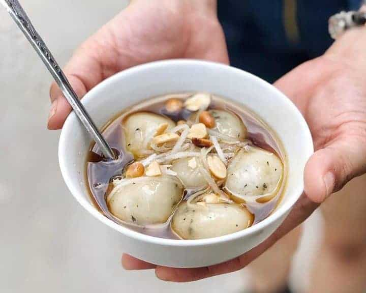 Chewy glutinous rice balls in fragrant ginger syrup