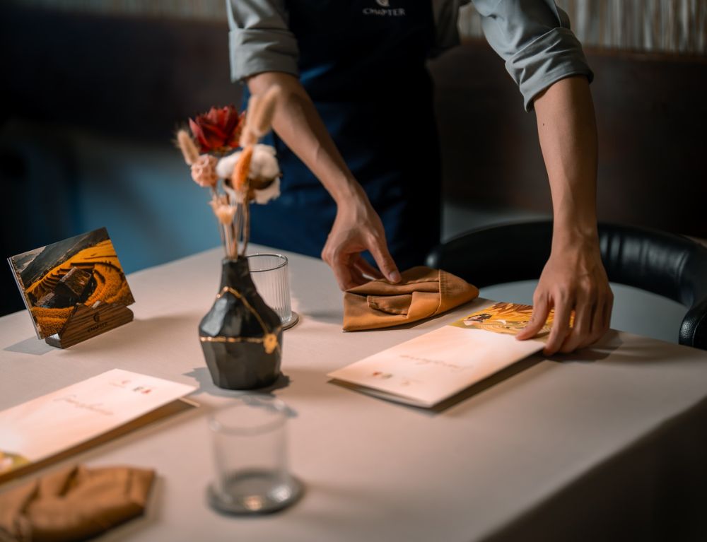 service-accompanies-diners-throughout-their-chapter-dining’s-journey