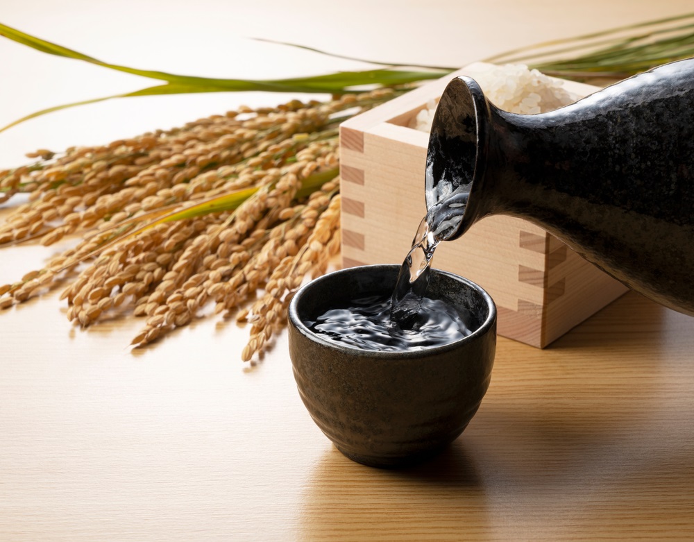 wines-from-similar-climates-perfectly-enhance-vibrant-herbs-and-spices-wine-pairing-vietnam