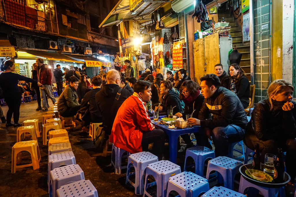 hanoi-street-food-is-a-core-value-of-vietnamese-culture