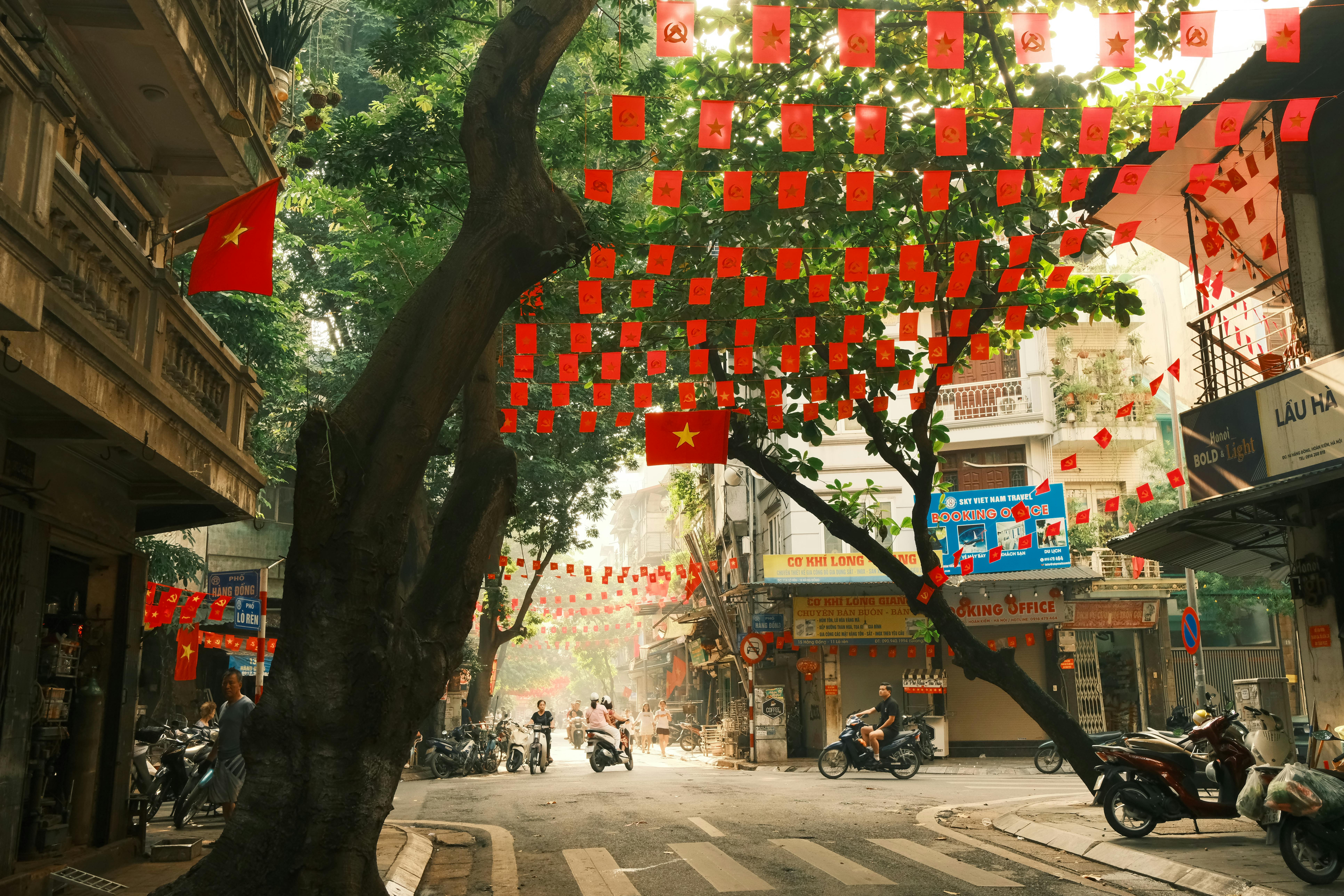 What-to-Eat-in-Hanoi-During-Public-Holidays