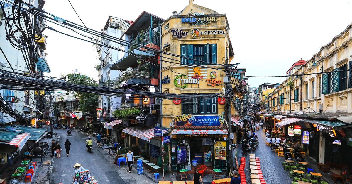 Traditional Hanoi street food and fine dining experiences in Hanoi Old Quarter
