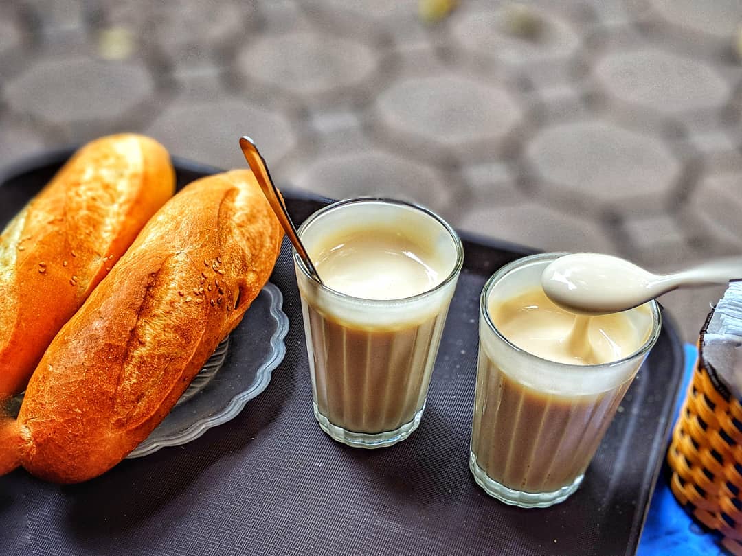 Hot Hanoi egg coffee with creamy whipped egg topping served at Café Giảng in the Old Quarter