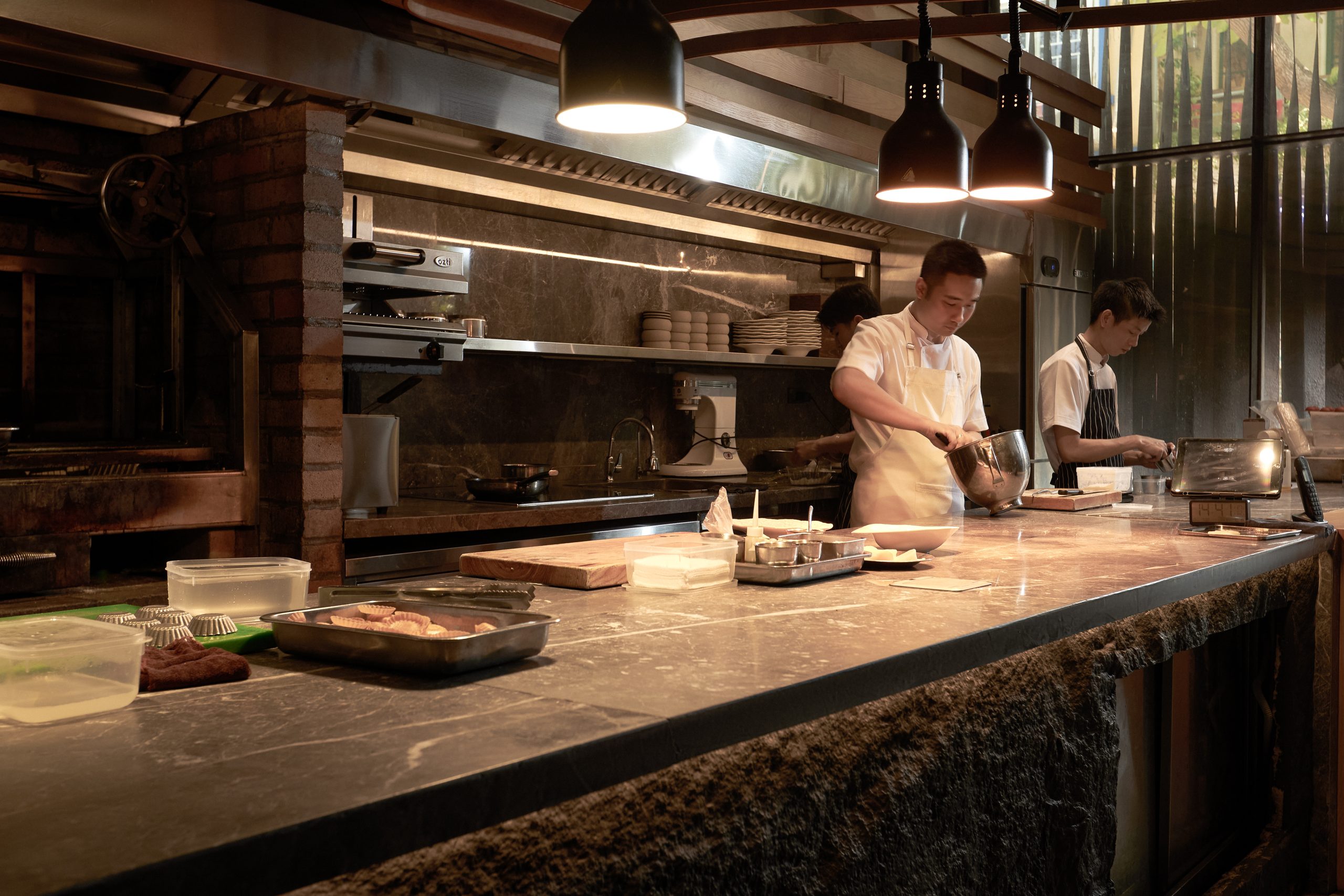 Guests experiencing the seasonal autumn tasting menu at Chapter Dining in Hanoi