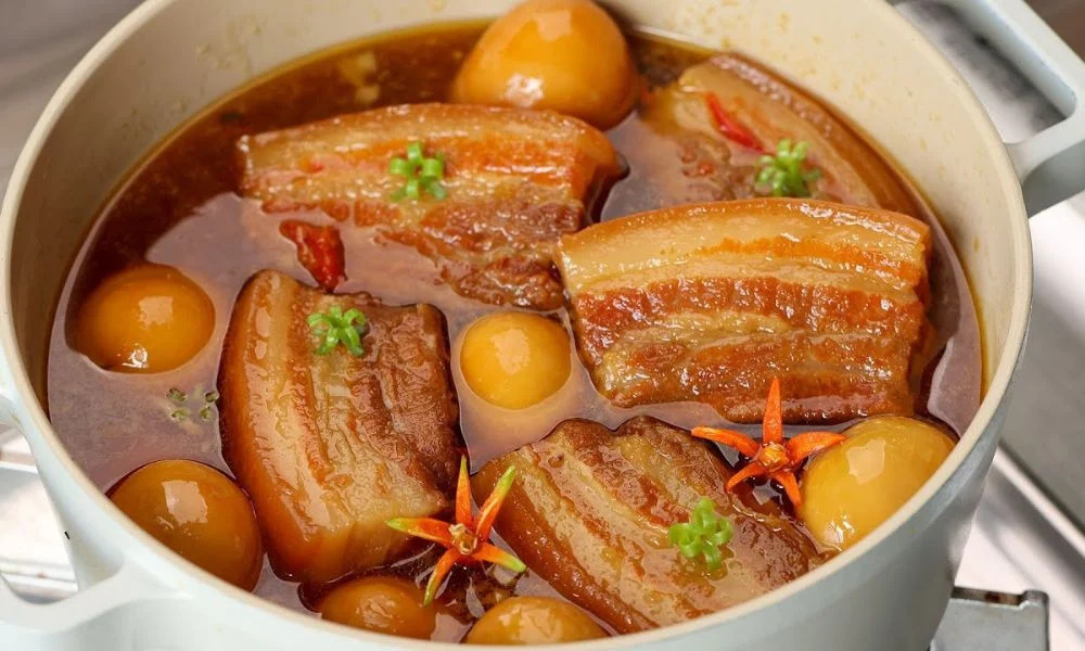 Vietnamese thịt kho tàu linked to Chef Dũng’s first childhood cooking experience