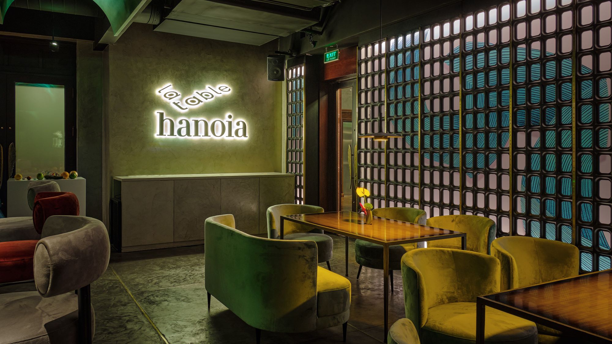 A private dining room with lacquer artwork at La Table Hanoia